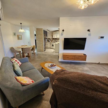 Reimond'S Place - Nahal Hilazon נחל חילזון Karmiel Bagian luar foto